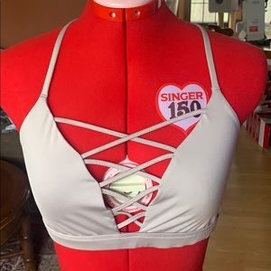 VICTORIAS SECRET SPORTS BRA